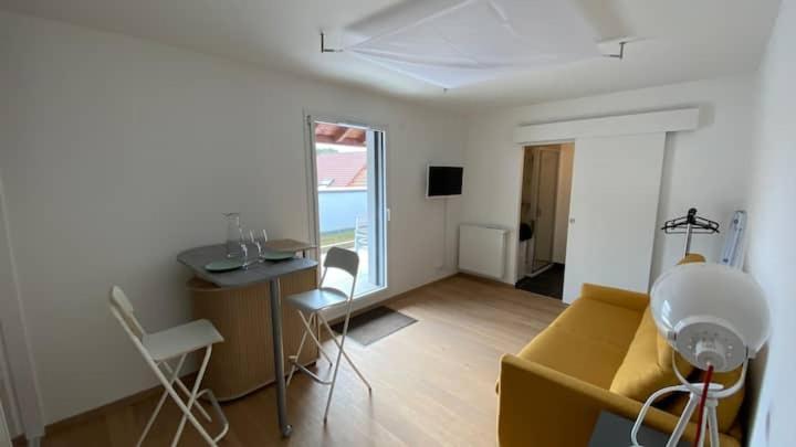 Magnifique Studio Avec Terrasse Et Garage Chens-sur-Leman Exterior photo